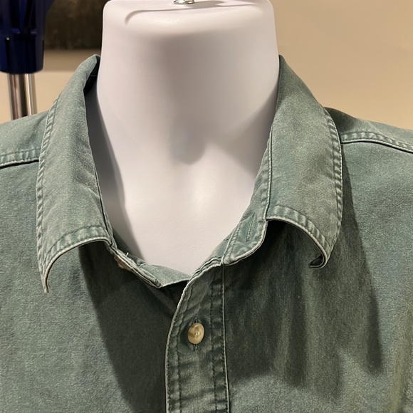 L.L. Bean Men's Sunwashed Canvas Shirt, Traditional Fit Short-Sleeve size XL-REG - Picture 2 of 13